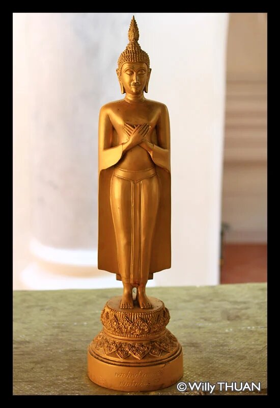 les sept postures de bouddha