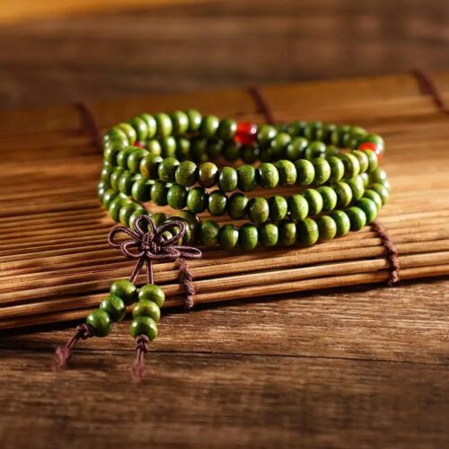 Bracelet Bouddhiste Mala en Bois de Santal – Vert