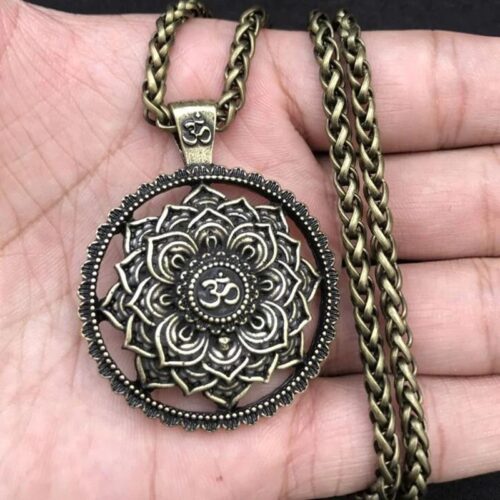 Collier Bouddhiste Fleur de Mandala